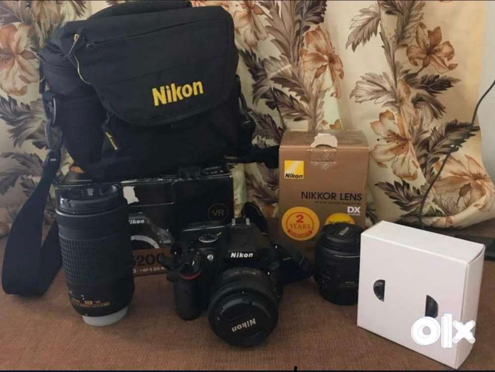 Nikon D5200 with lens