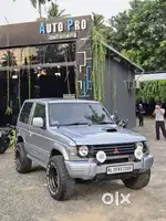 1994 mitsubishi pajero SWB 2 DOOR