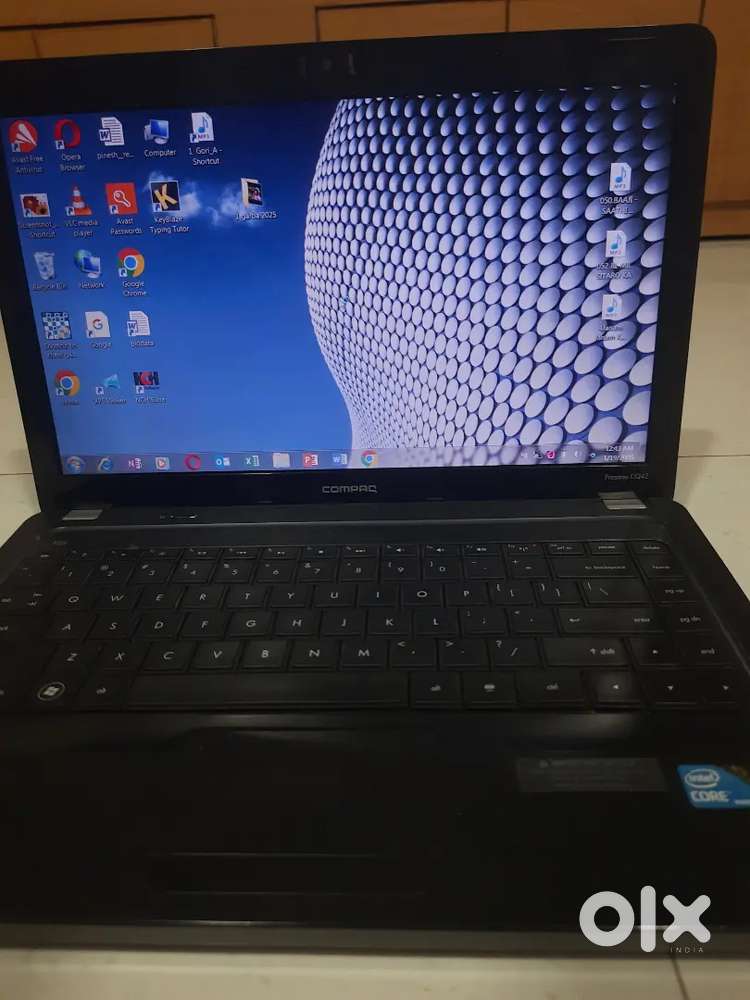 COMPAQ laptop