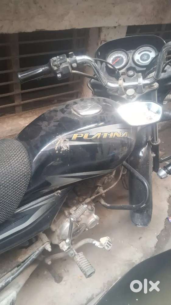 Bajaj Platina 4300 km onl ynew condition