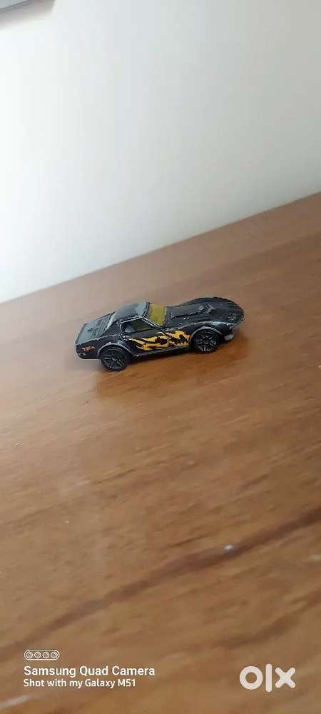 A small toy car
