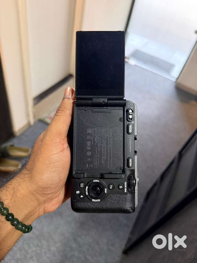 Sony FX30 Kit under warranty