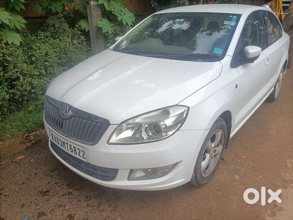 Skoda Rapid Elegance 1.6 TDI CR Manual, 2014, Diesel