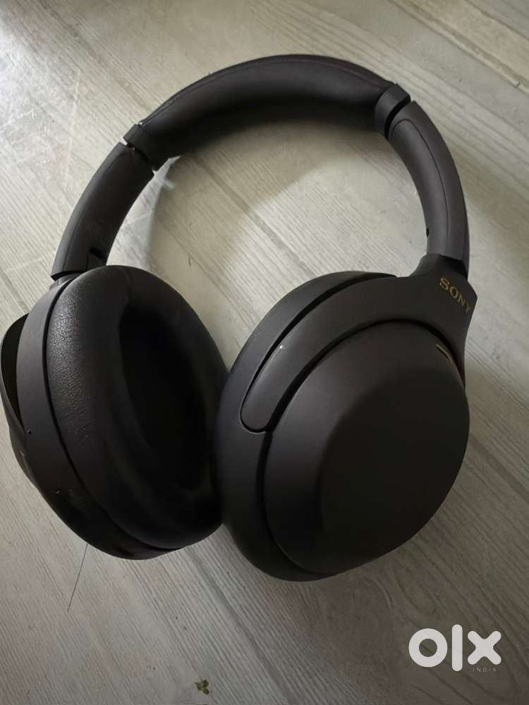 Sony WH-1000XM4 Wireless Noise Cancellation Bluetooth OverEar Headphns