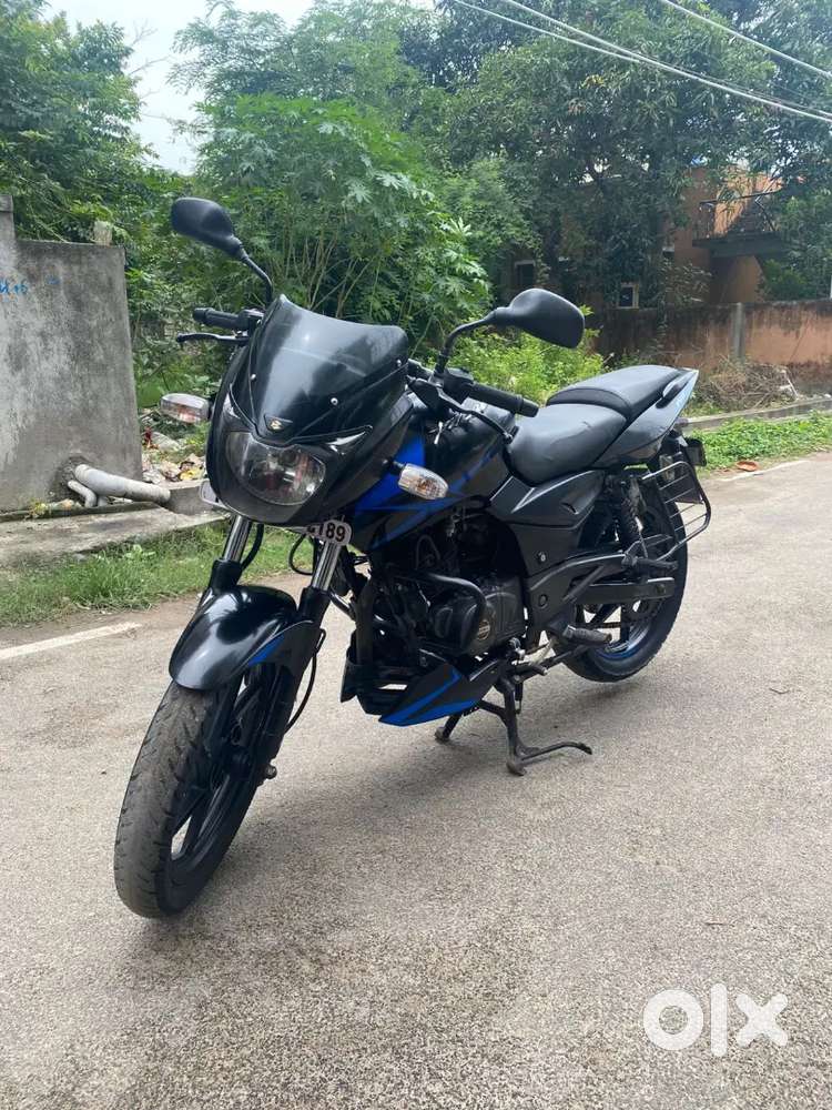 Pulsar 150 ( carberator model )