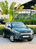Mahindra XUV300 W6, 2021, Petrol