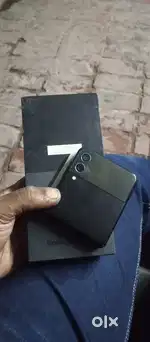 Samsung galaxy flip 3 5g