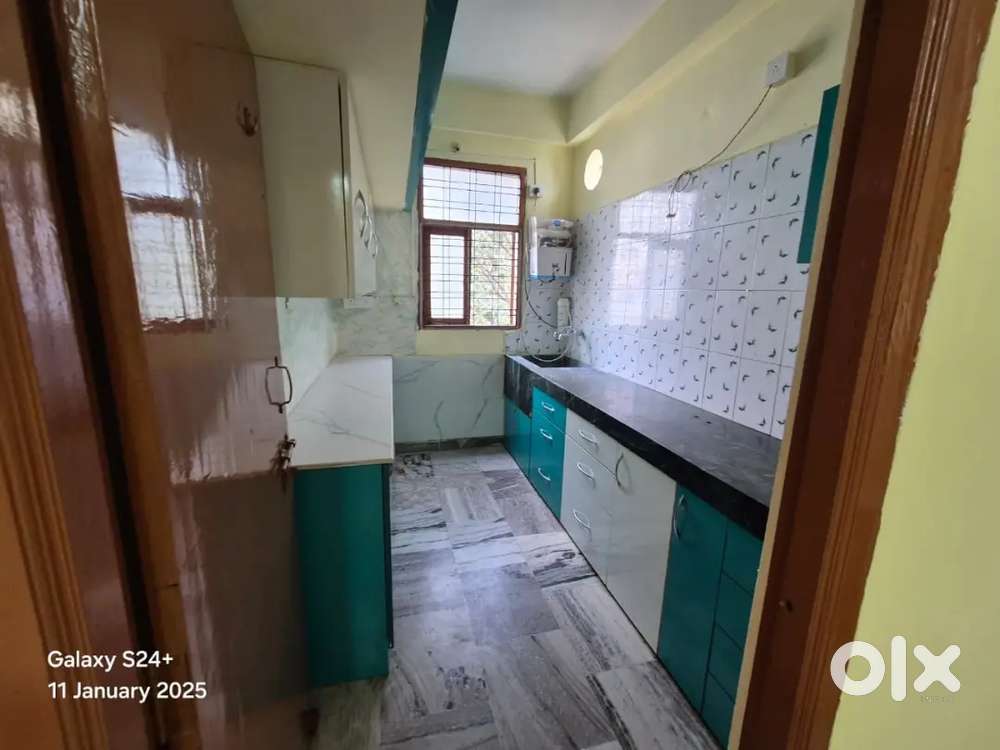 2 Bhk Flat, three side open