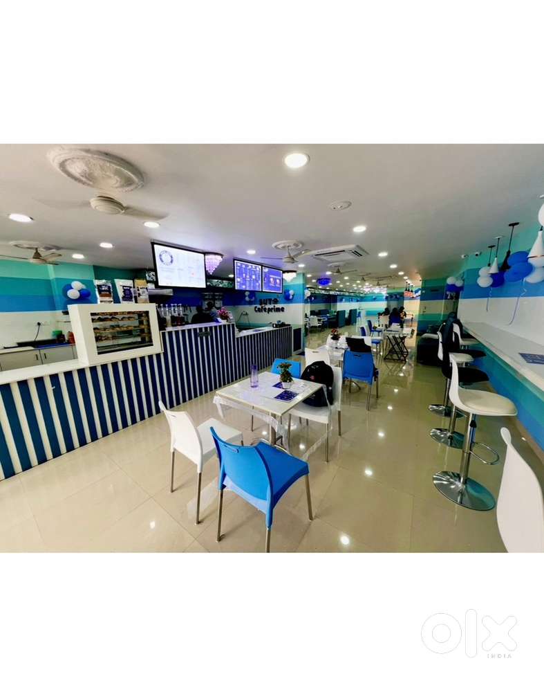 RUNNING FOOD COURT FOR LEASE WITH TOP FOOD BRANDS