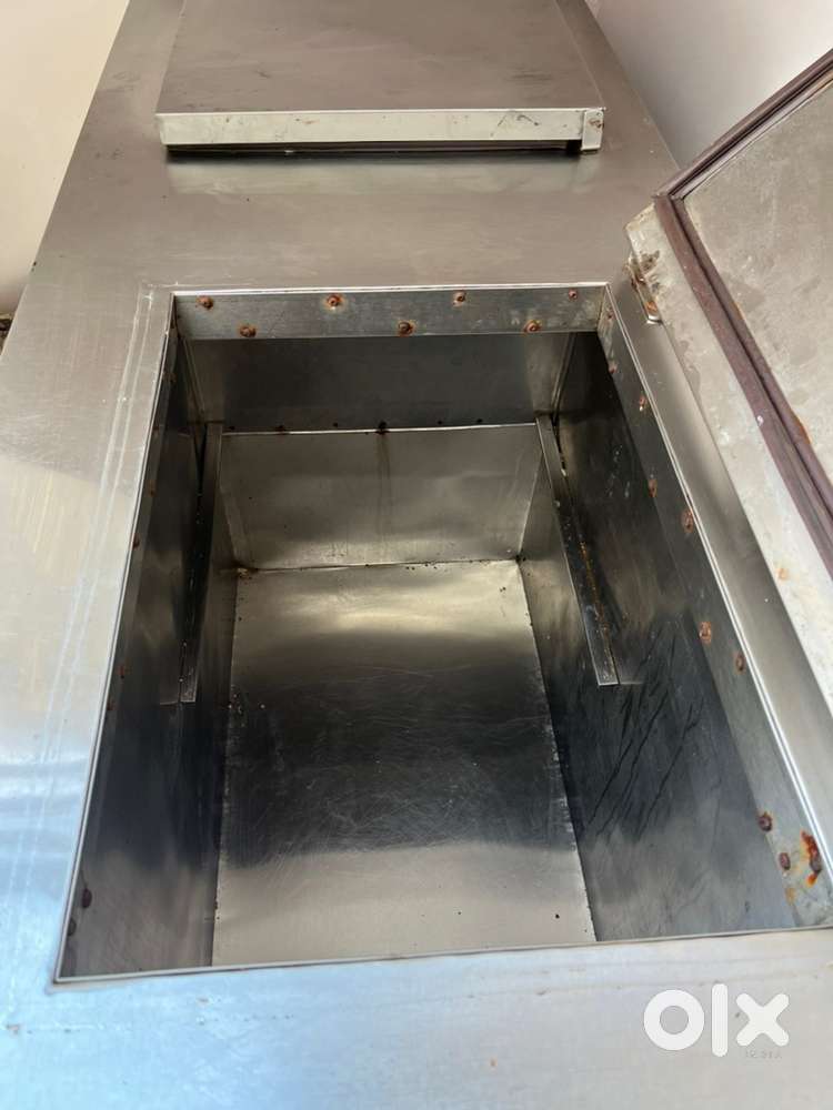 fridge ( commercial )