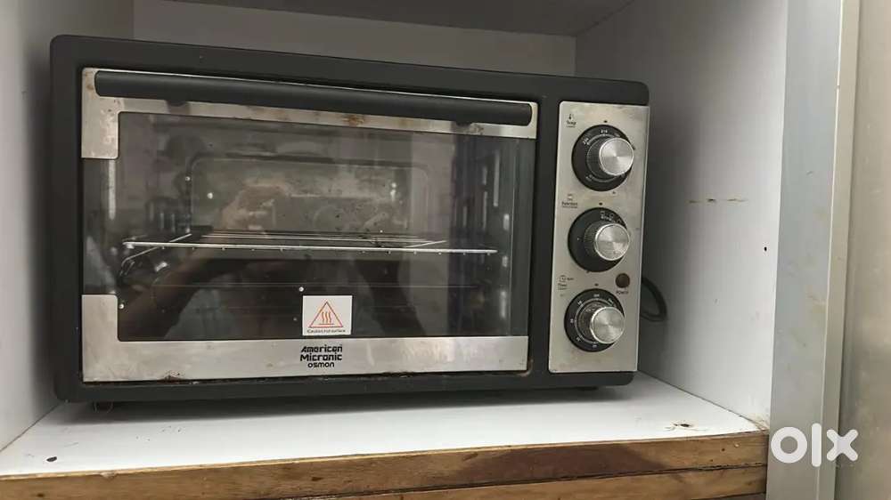 Oven and microwave