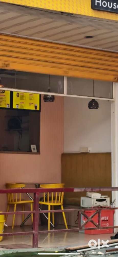 150sqf  shop for rent near kakkanad 
Rent : 15k