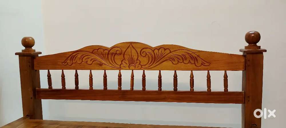 Queen size cot