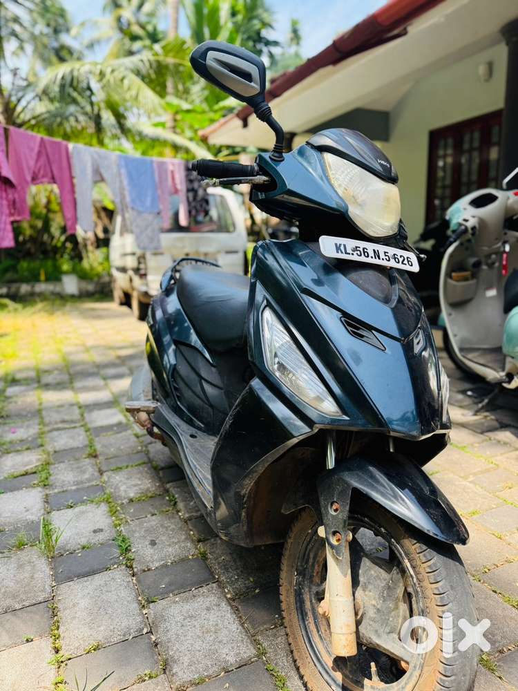 SECOND OWNER NEAT AND CLEAN