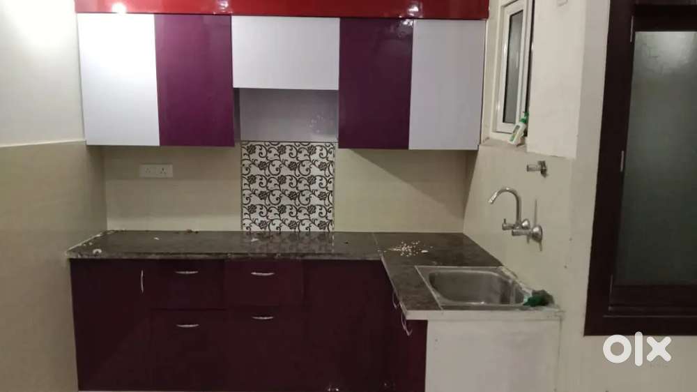 1bhk semi furnished flat for rent