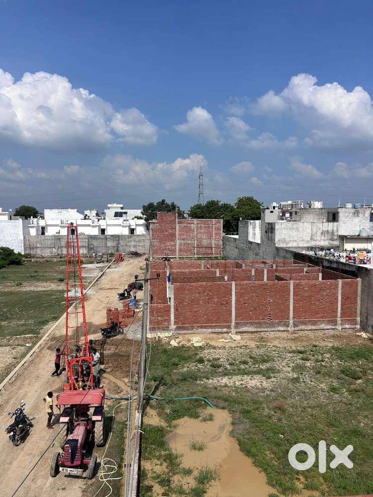 लखनऊ अब्दुल कलाम यूनिवर्सिटी के बगल प्लॉट नगर निगम में बैंक लोन