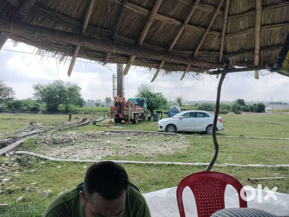 New highway per 100 sqyd se 900 sqyd tak plot uplbdh he ,owner deal