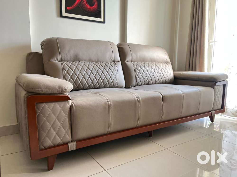 Brand new 3+2 sofa