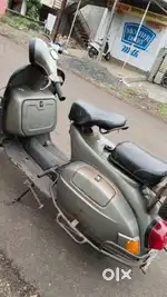 Bajaj super