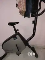 Decathlon cycle for sale very new condition