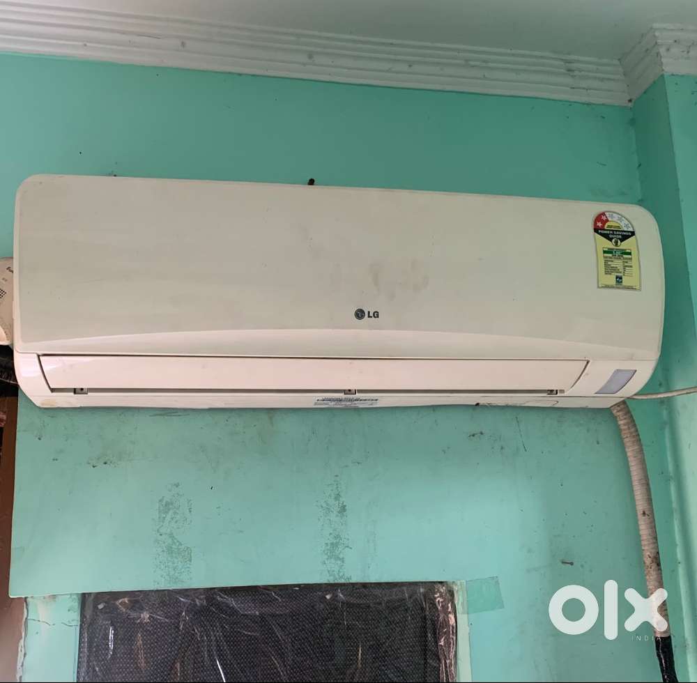 1.5 ton split ac available to sale 11999