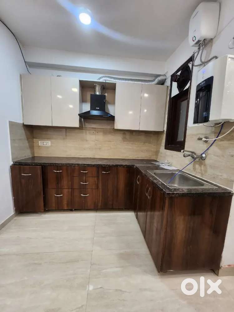 2bhk fully furnished flat available for rent near Saket