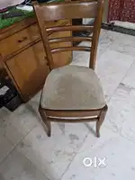 6 seater Dining table and chairs price negotiable