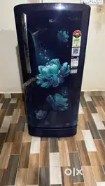 LG Fridge (Moderately used)