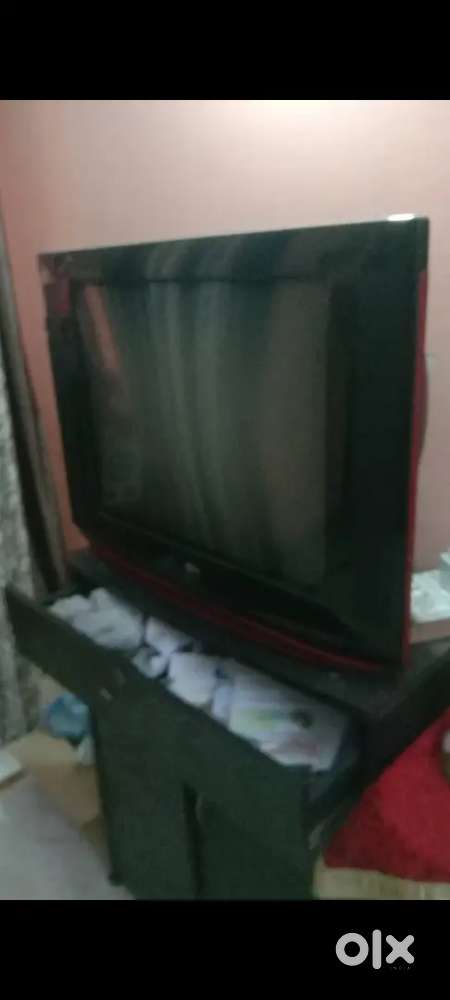 TV lg good condition