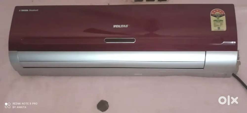 VOLTAS 5 STAR AC