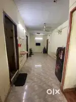 Need 2 roommates