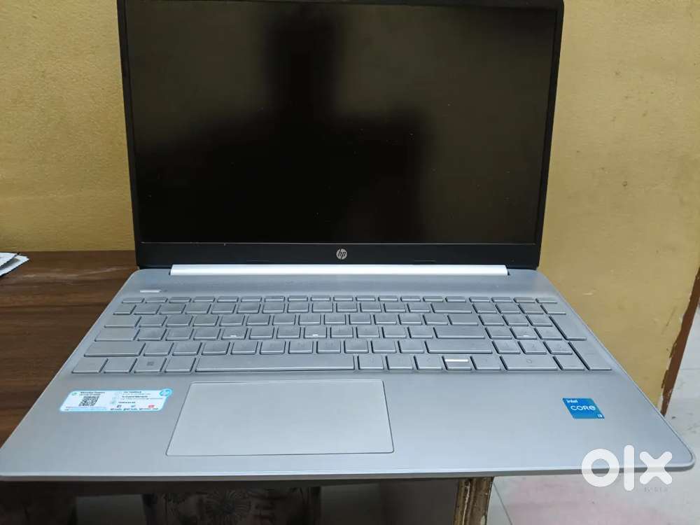 intel i3 -1115G4 Processor.  Excellent condition.