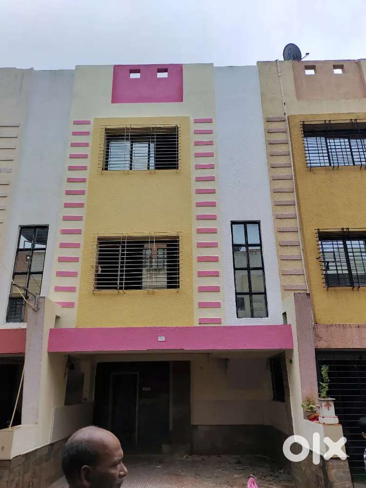 2 badroom hall kichen car parking
