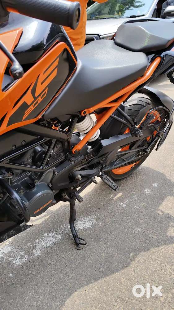 KTM DUKE 200