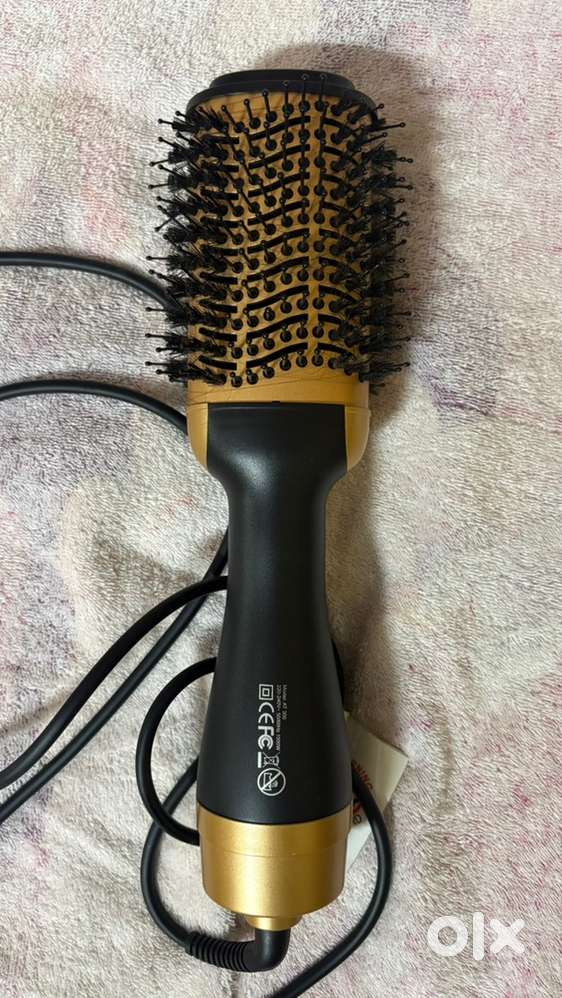 Hair straighter and hair blow drier