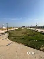 JAGRITI VIHAR EXTENSION 285 SQ YD NORTH & PARK FACING  PLOT