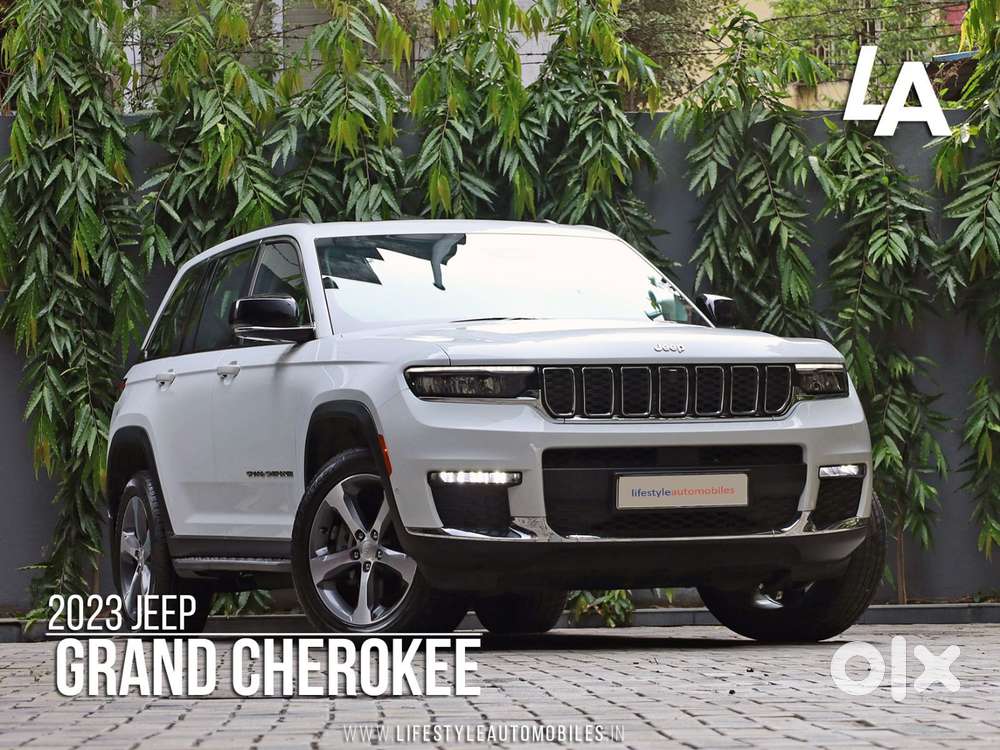 Jeep Grand Cherokee Limited (O) 4x4 AT, 2023, Petrol