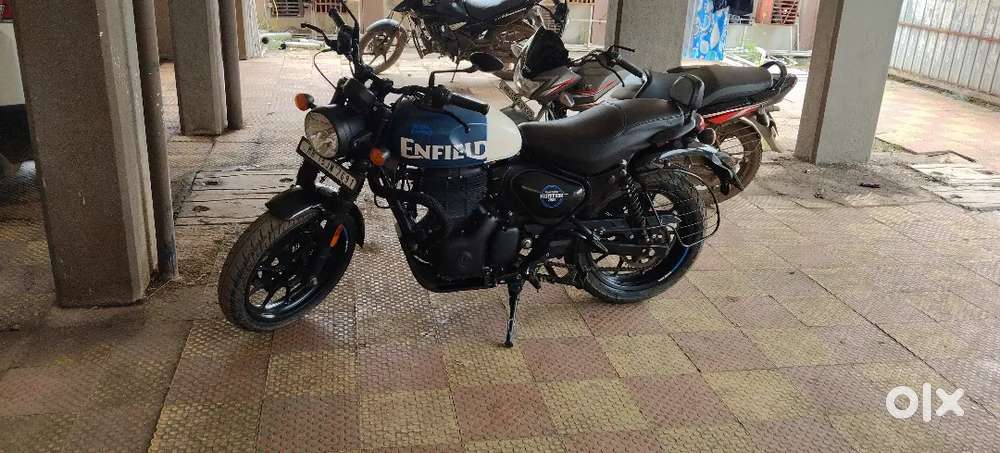 New hunter showroom condition bike