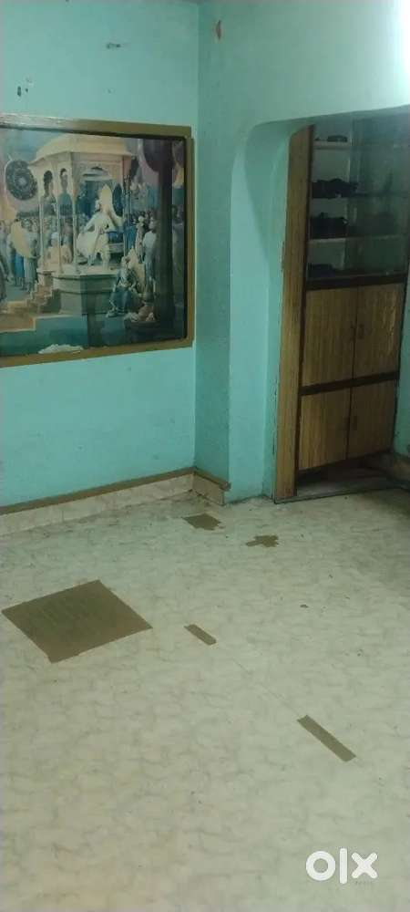 Sharing room partner