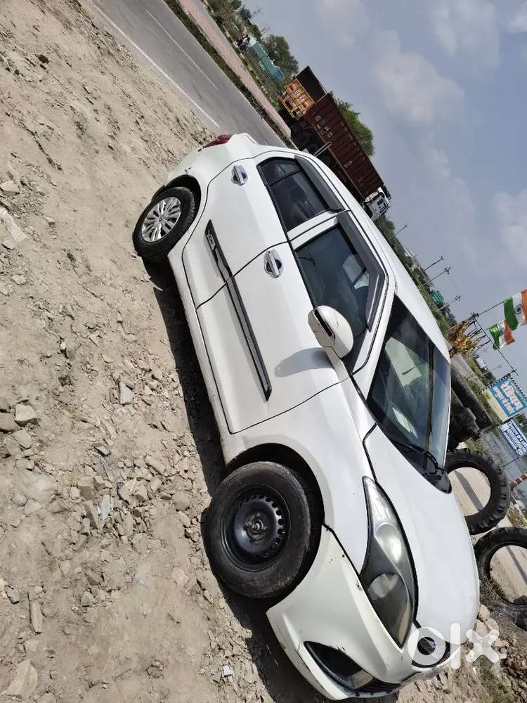 Maruti Suzuki Dzire 2013 Diesel 161000 Km Driven 220000