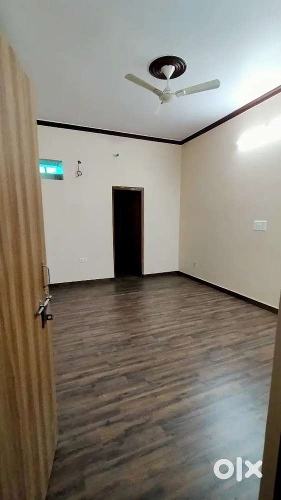 Bachelors / family for rentt