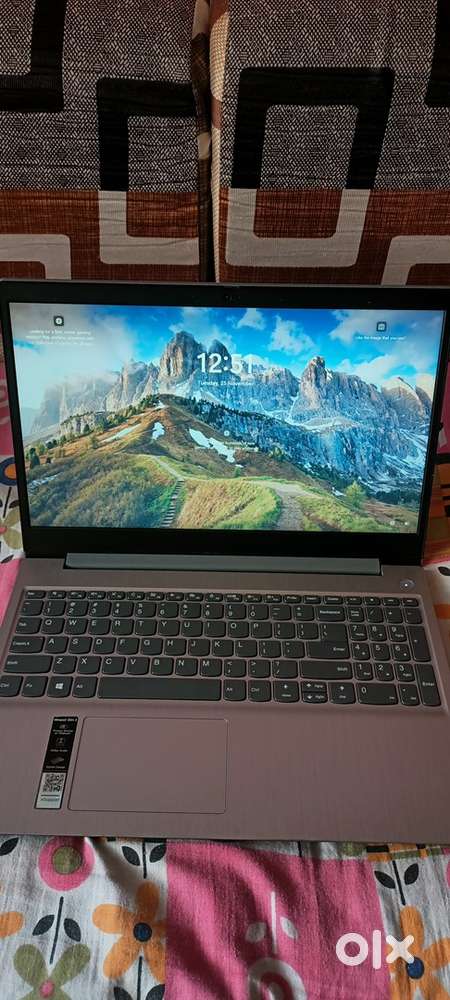 Intel core i3 10th gen 64bit os RAM 4 GB