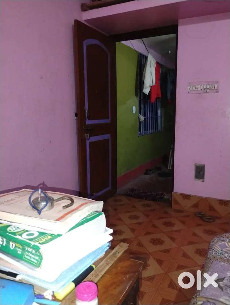 ROOM PARTNER Only student for competitive Exam Preparation