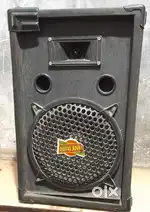 4 speakers