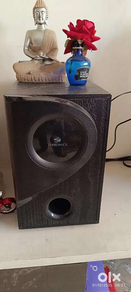 Zebronics sound bar with woofer working condition mint