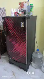 Single Door fridge in super condition. With Stabilizer and Stand.