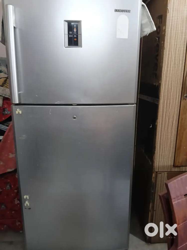 Sumsung double door fridge 560liter