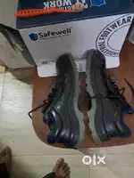 Selling  branded Shoes