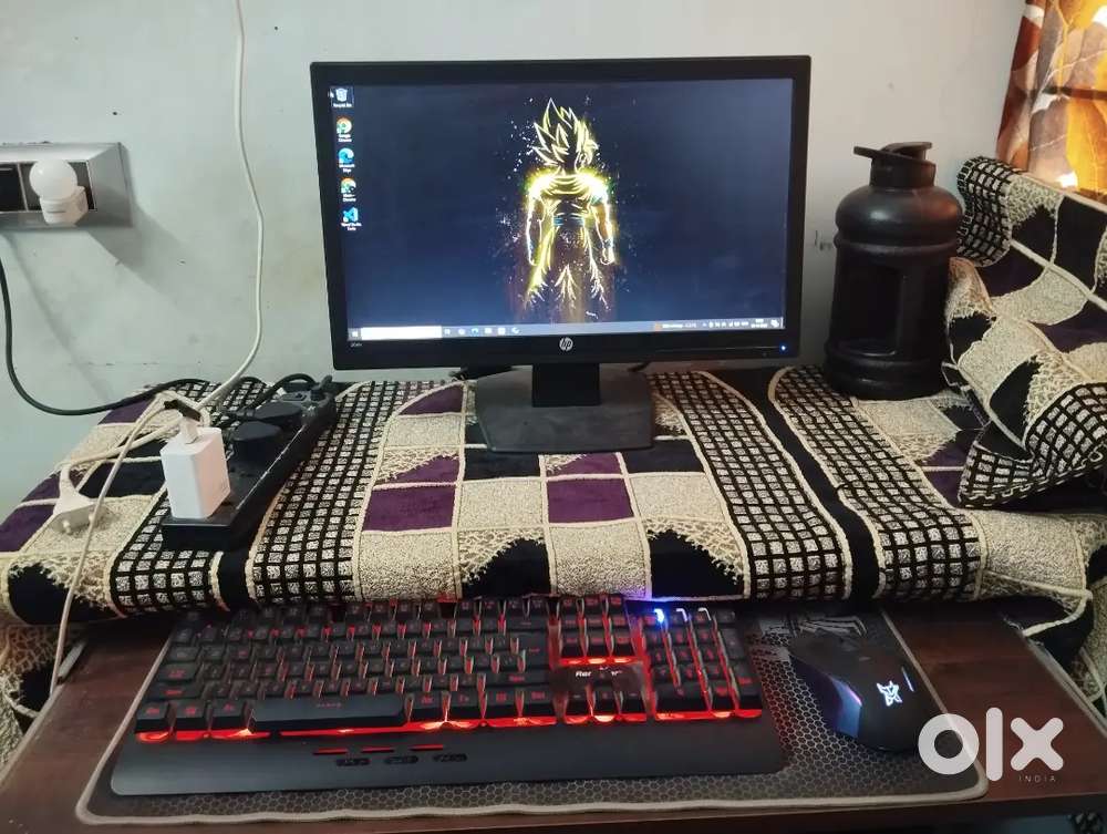 Intel i5 Desktop+SSD+20inchHP Monitor(Full Setup, Excellent Condition)