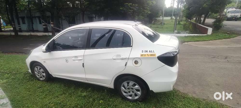 Honda Amaze 2017 Diesel 123000 Km Driven